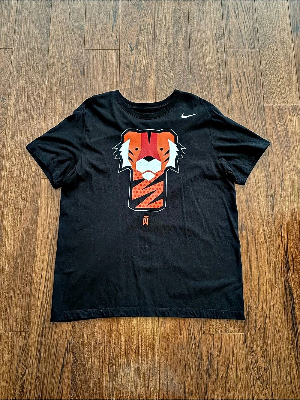 Nike Tiger Woods 25th Anniversary Golf T-Shirt Black & Orange Large